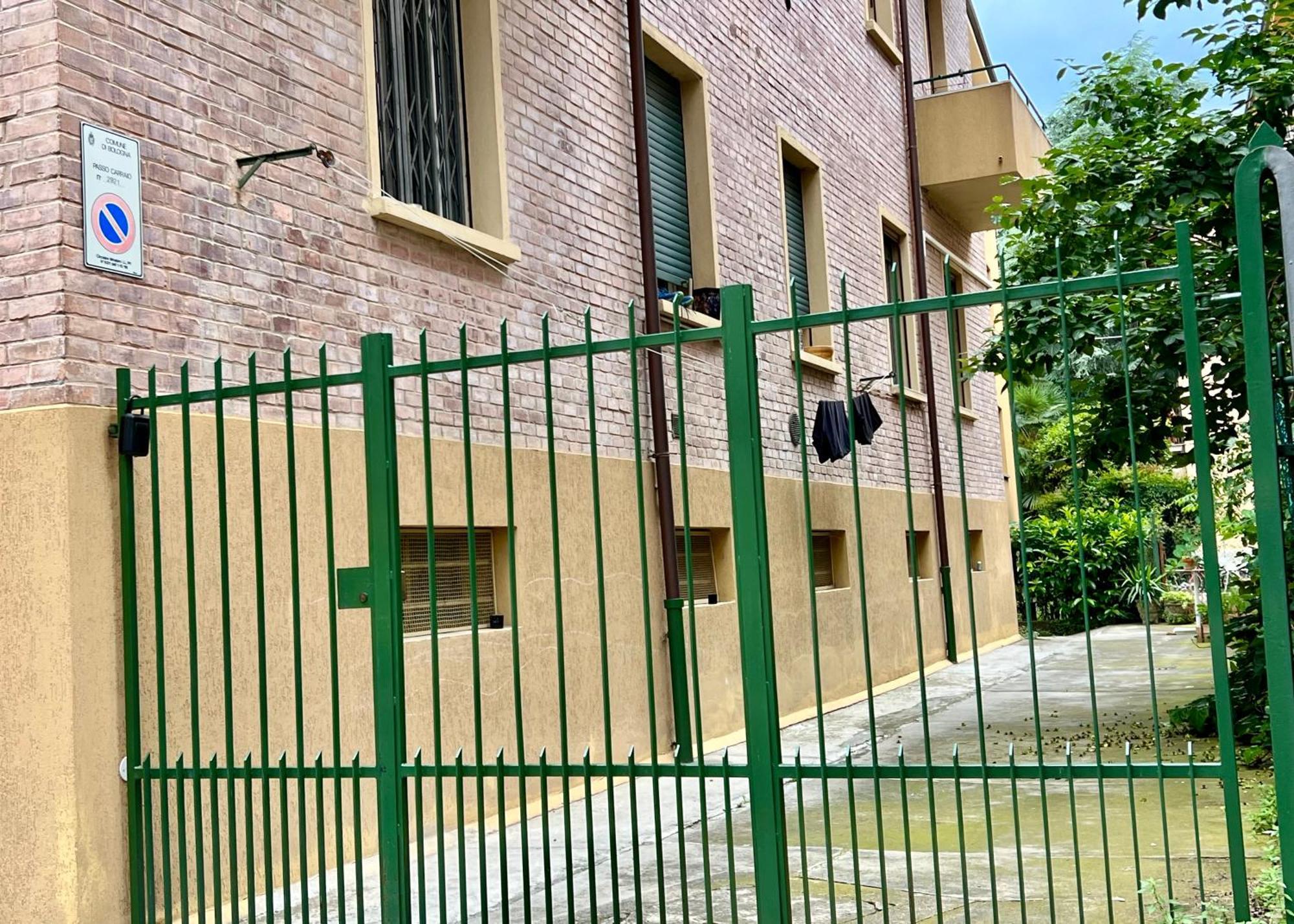 Charming Apartment Near Saragozza Bologna Exterior foto